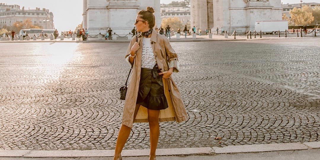 15+1 εμφανίσεις που μας έπεισαν να φορέσουμε μίνι μετά το #ΜένουμεΣπίτι