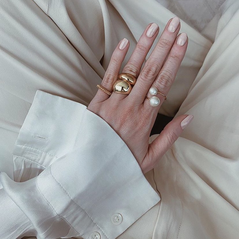 Πώς θα αφαιρέσω το ημιμόνιμο μανικιούρ στο σπίτι χωρίς να καταστρέψω τα νύχια μου;