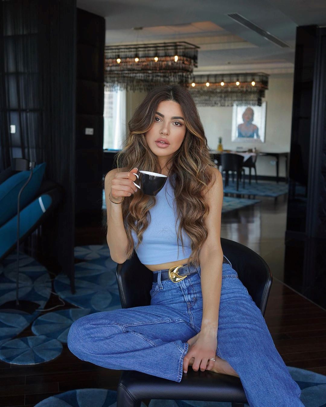 Τι φορούν τώρα τα fashion girls που βαρέθηκαν τις φόρμες; (σίγουρα το έχεις κι εσύ!)