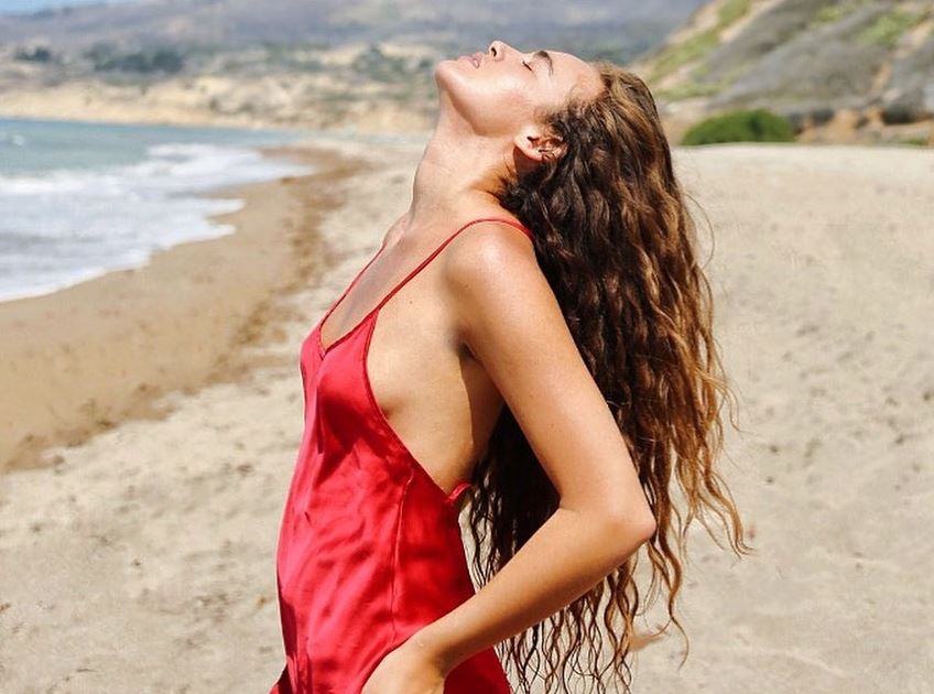 60s, 70s, 80s or 90s: Ποιο hair trend αξίζει να υιοθετήσεις ανάλογα με το σε ποια δεκαετία έχεις την μεγαλύτερη αδυναμία