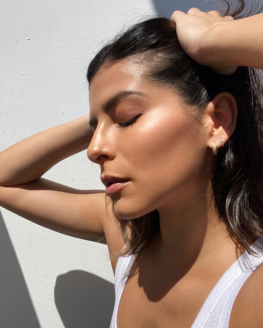 Ρετινόλη: Όλα όσα πρέπει να γνωρίζεις για το νούμερο 1 αντιγηραντικό συστατικό