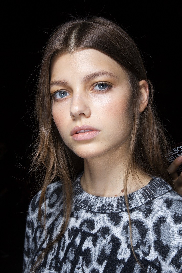 Ομοιοπαθητική: Βοηθά στην αντιμετώπιση της ακμής;