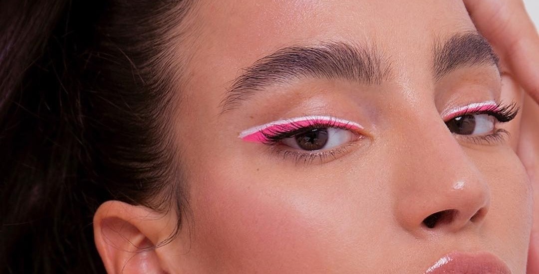 Ροζ μακιγιάζ: 6 μοντέρνες ιδέες για να το υιοθετήσεις (όπως ποτέ άλλοτε)