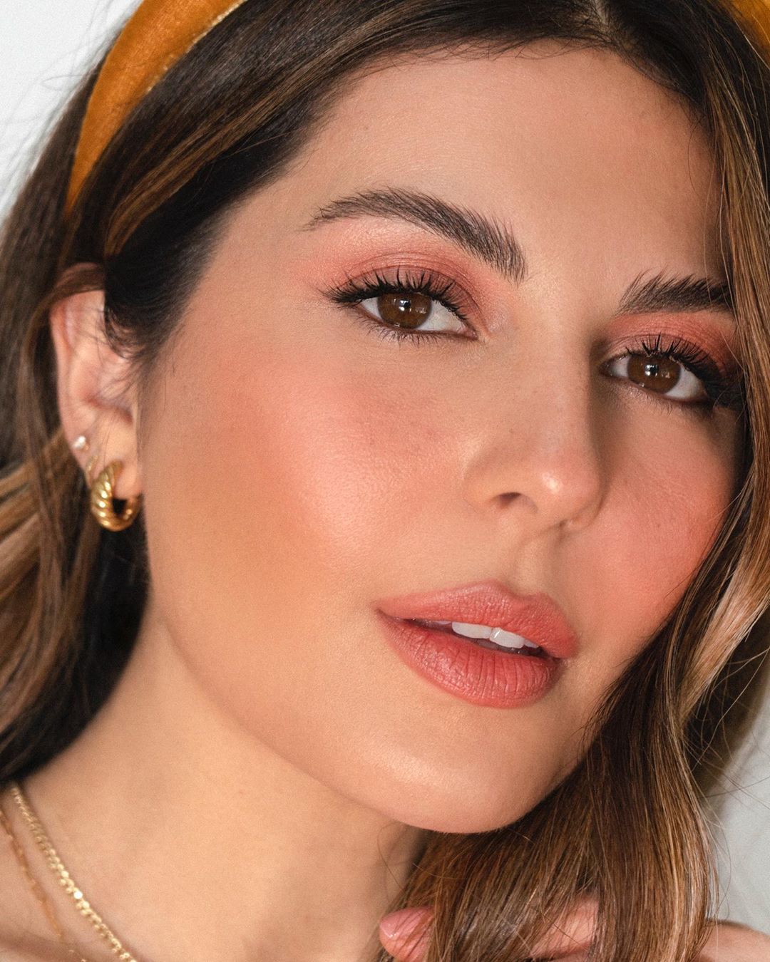 Έχεις μόνο 5 λεπτά για να βαφτείς; Κι όμως είναι αρκετά γι' αυτό το μακιγιάζ