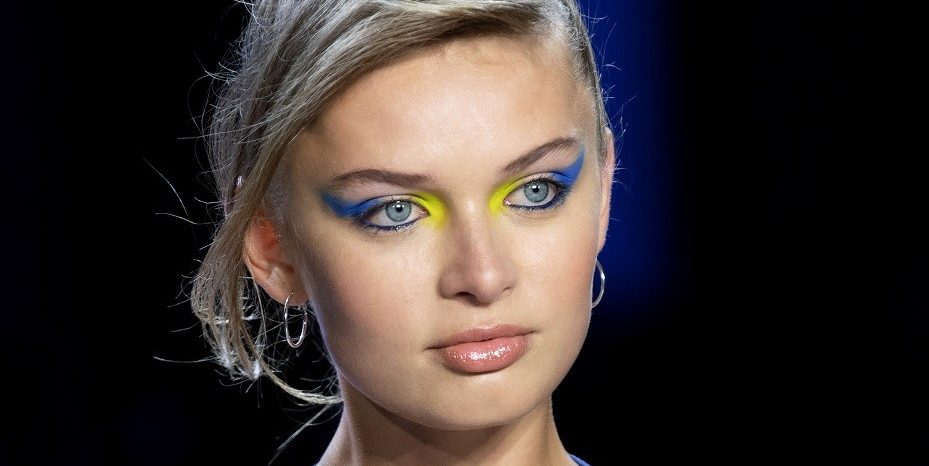 Blue lagoon: Οι νέες beauty αφίξεις δανείζονται τις cool αποχρώσεις της θάλασσας