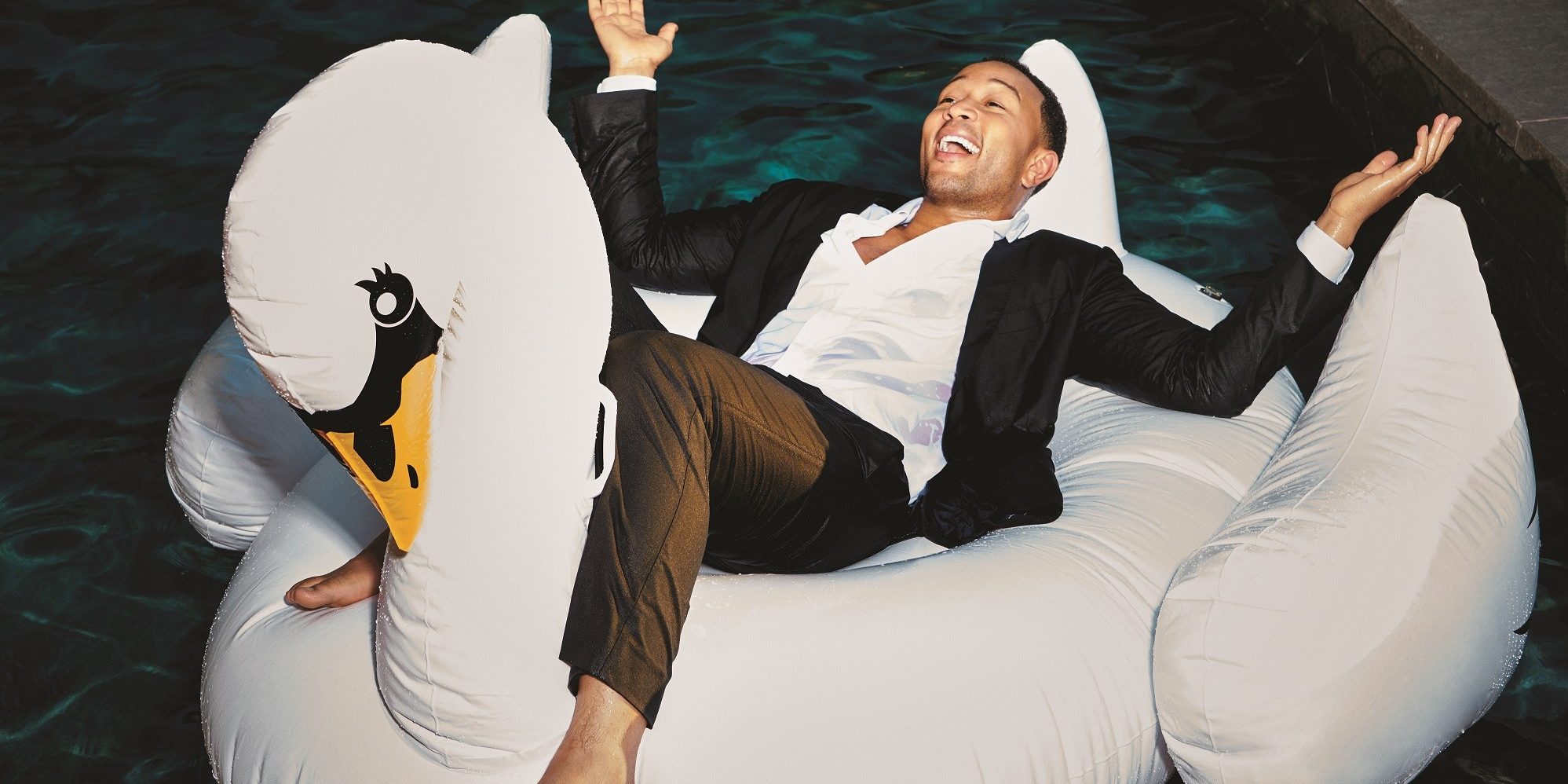 Ο John Legend μιλά αποκλειστικά στο ELLE για το νέο του άλμπουμ «Bigger Love»