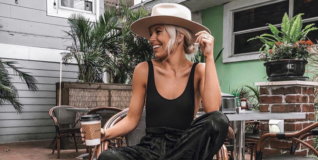 10 basic look που θα σώσουν το καλοκαιρινό στυλ σου