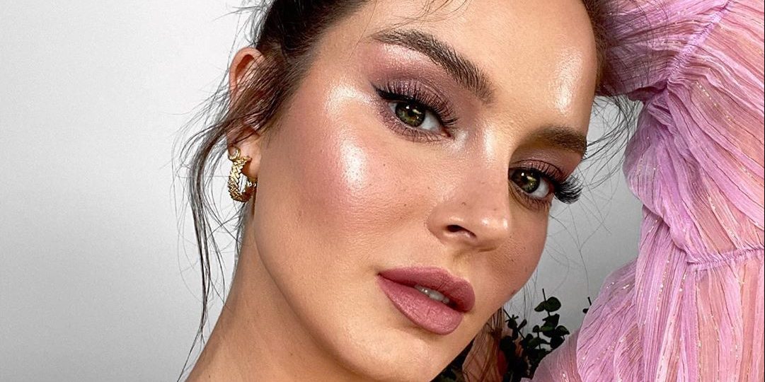 Nude pink: Πώς να υιοθετήσεις το πιο θηλυκό μονοχρωματικό μακιγιάζ