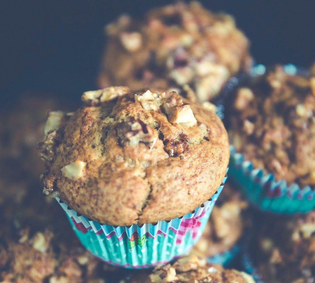 5 γλυκά σνακ χωρίς ζάχαρη για να φας άφοβα τις δύσκολες ώρες της λιγούρας (όλες τα έχουμε πάθει!)