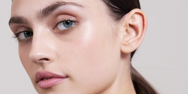 5 υπέροχα lip balms για ενυδατωμένα και ζουμερά χείλη