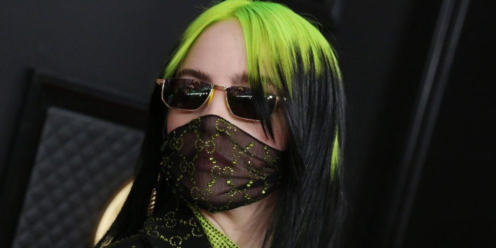 Maskne: Αν η μάσκα σου προκαλεί ακμή, μάθε τι πρέπει να κάνεις