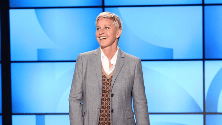 Η Ellen DeGeneres «κλείνει τα μικρόφωνα», έπειτα από τις καταγγελίες που δέχτηκε;