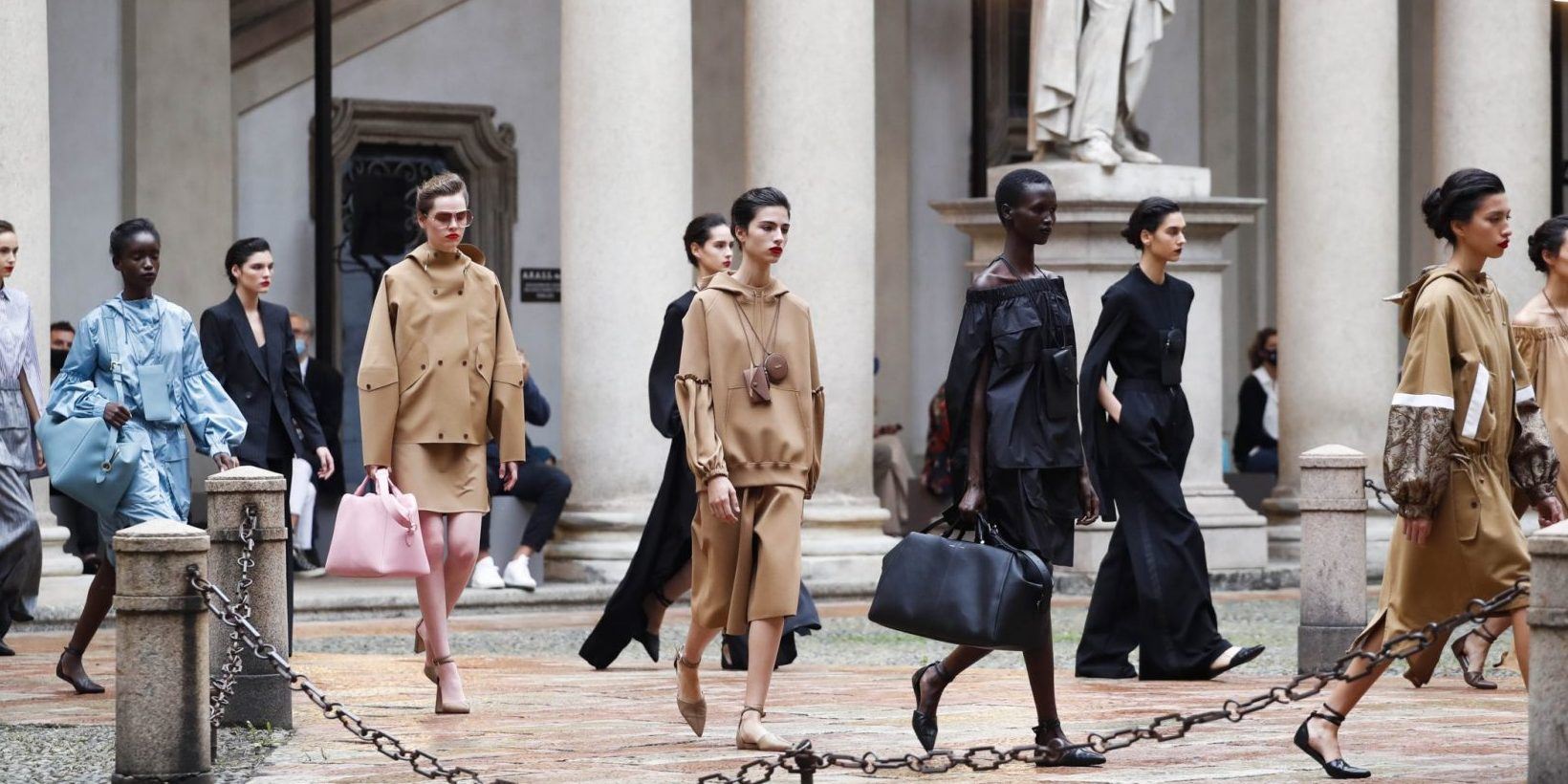 Το show του οίκου Max Mara στην Εβδομάδα Μόδας του Μιλάνου