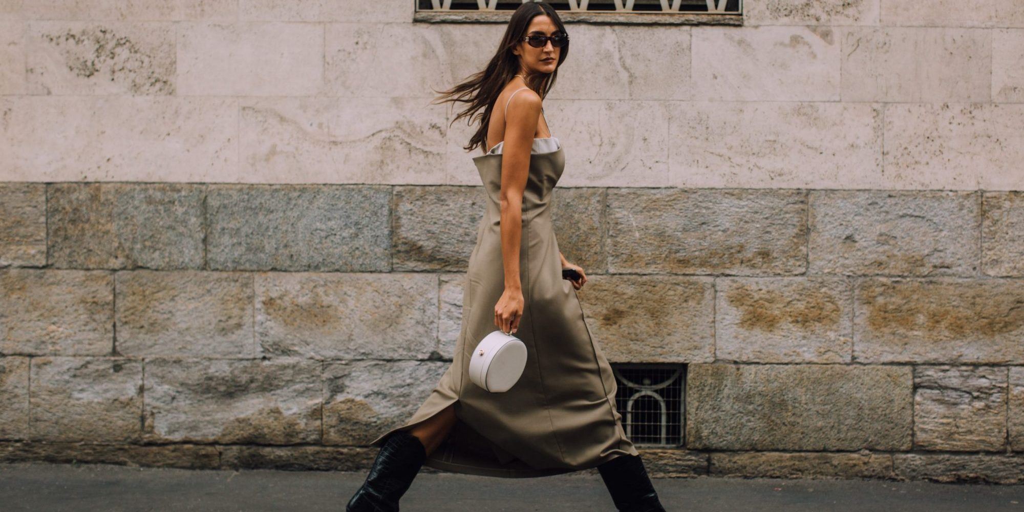 Street Style: Τι φορούν τώρα οι πιο καλοντυμένες γυναίκες στο Μιλάνο;