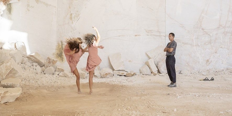 Απολαύστε το φιλμ για το νέο άρωμα Morning Mimosa της Korres