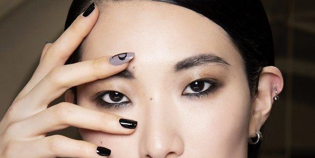 Home manicure: βάψε μόνη τα νύχια σου σωστά