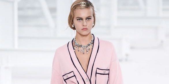 To show του οίκου Chanel στην Εβδομάδα Μόδας του Παρισιού