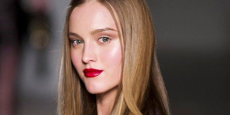Μακριά μαλλιά; 7 hairstyling για να έχεις κάθε μέρα άλλο λουκ