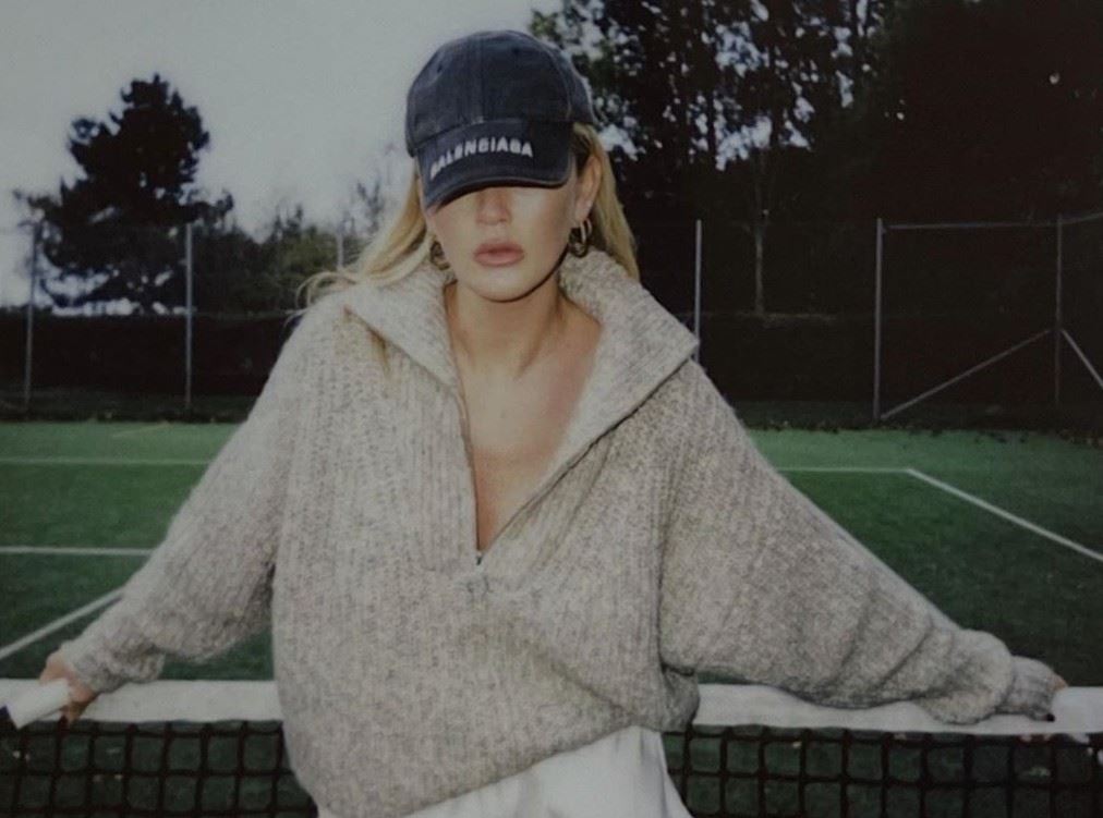 Cashmere Jumper: Αφού θα μείνεις που θα μείνεις μέσα, τουλάχιστον κάν'το σωστά!