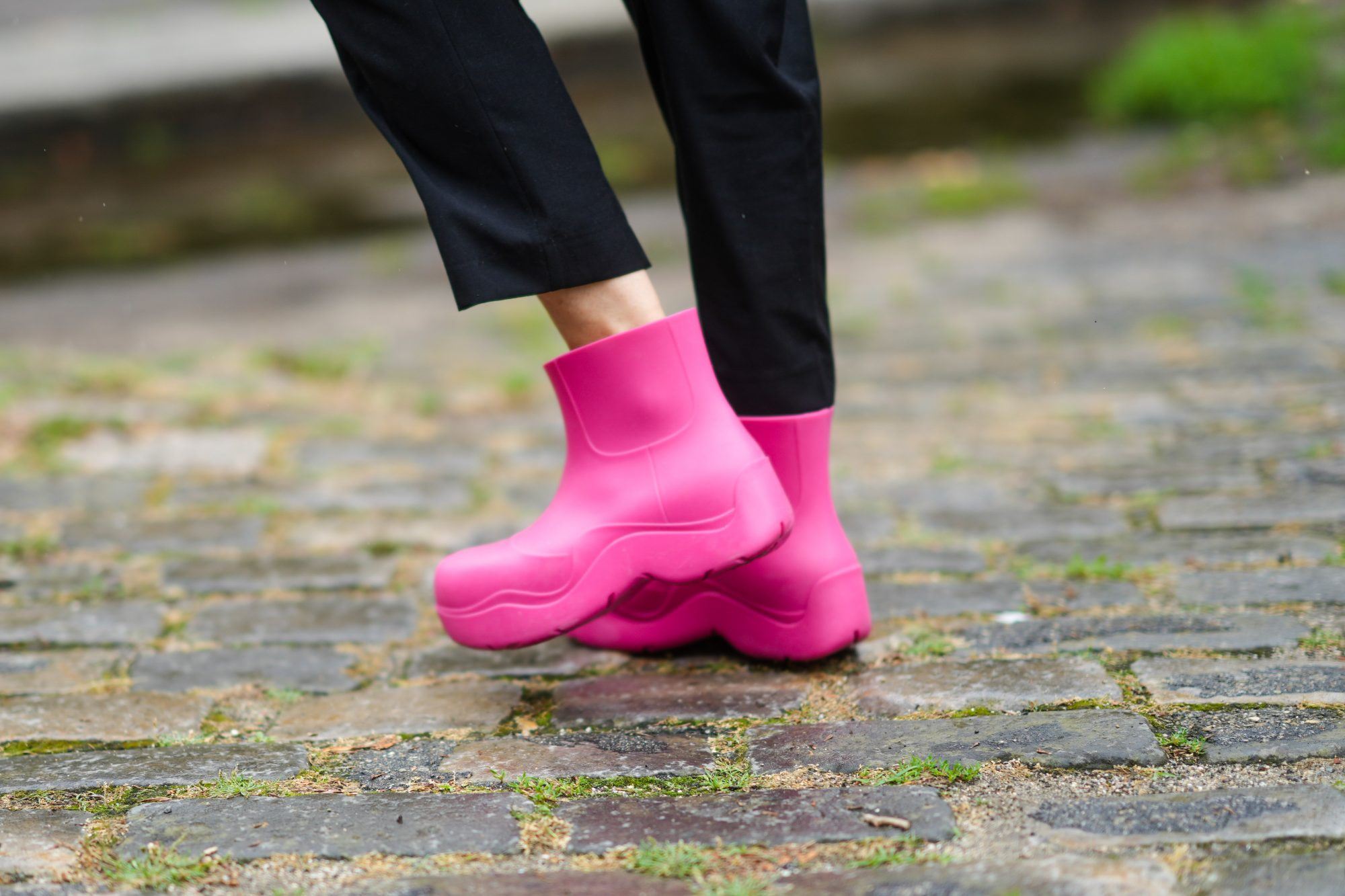 The Puddle Boots: Οι γαλότσες με την υπογραφή της Bottega Veneta κάνουν θραύση (και!) φέτος