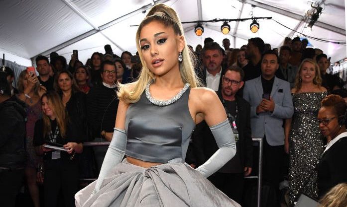 Η Ariana Grande αρραβωνιάστηκε! Τι ξέρουμε για τον εκλεκτό της καρδιάς της;