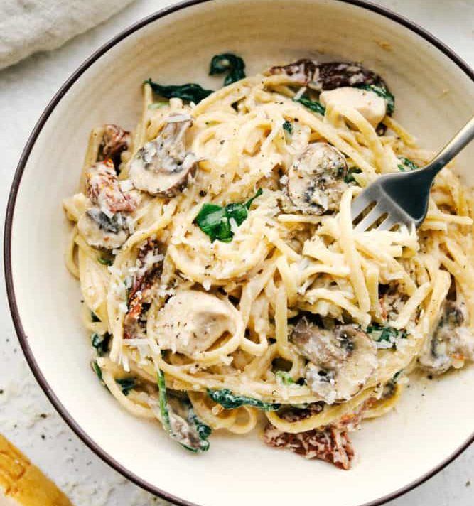 Αυτή η μακαρονάδα είναι κόλαση ( δεν περιγράφουμε άλλο!)