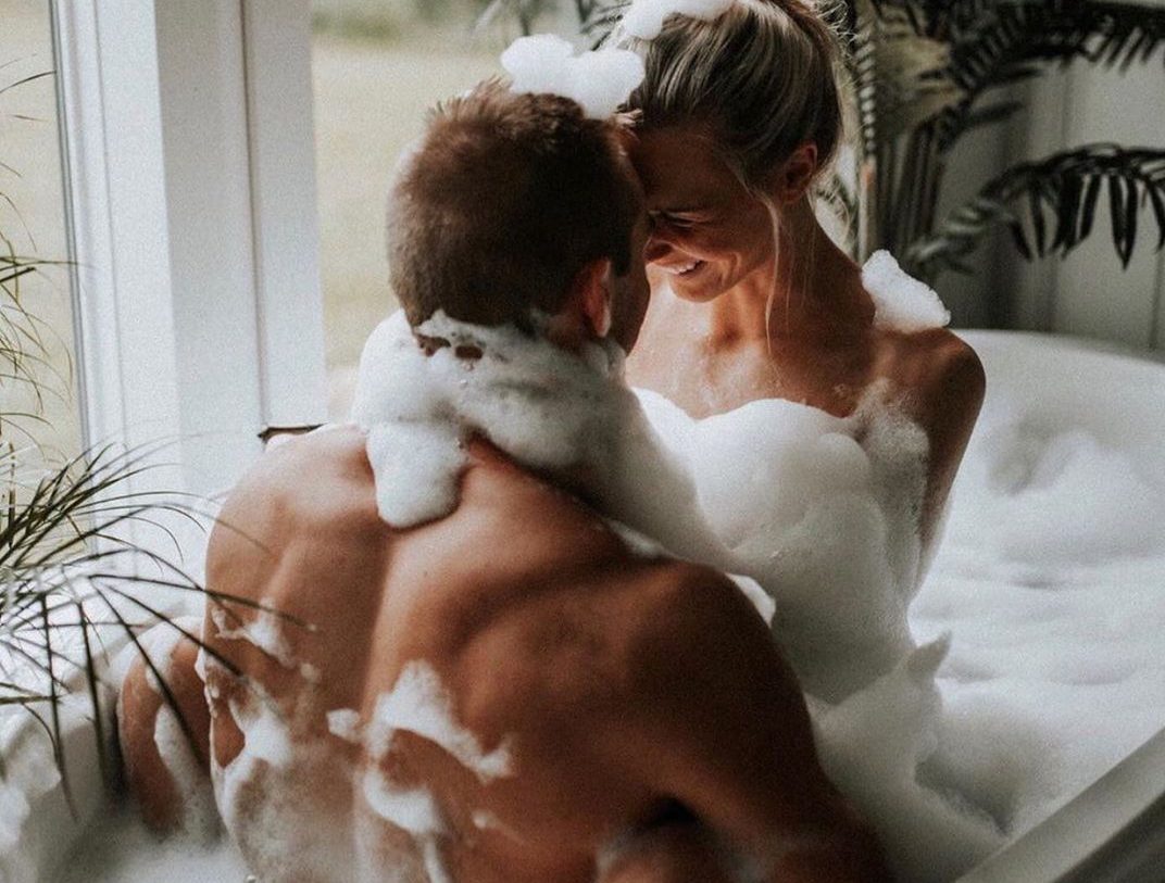 #ValentinesDay: 12 items που θα κάνουν την ημέρα των ερωτευμένων απολαυστική