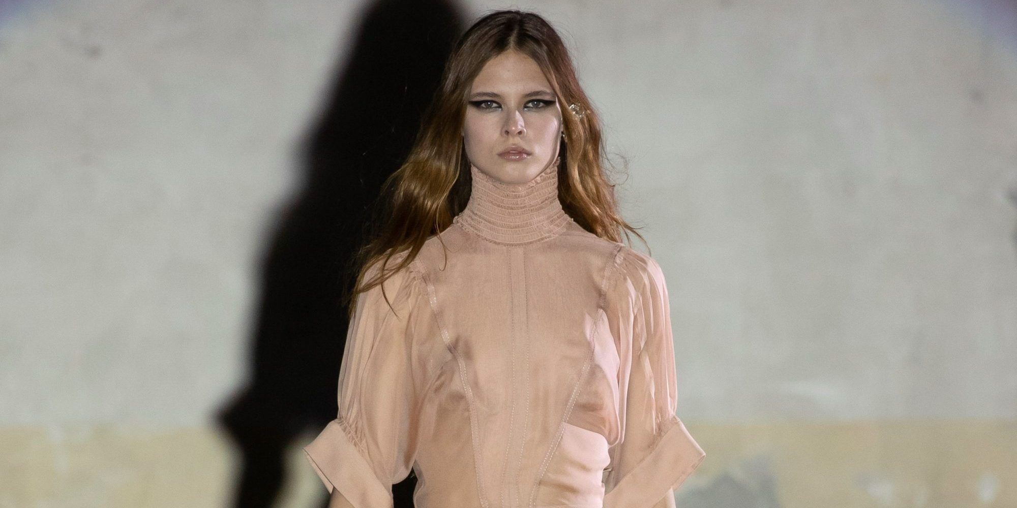 Αυτά είναι τα πρώτα beauty trends που εντοπίσαμε στα shows της Fashion Week του Μιλάνο