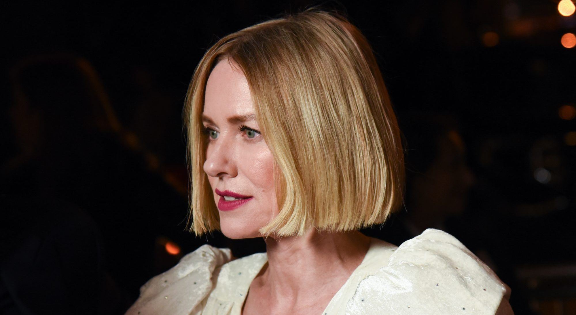 Naomi Watts: Αυτό είναι το μυστικό της για σφριγηλό δέρμα (και κορμί!)