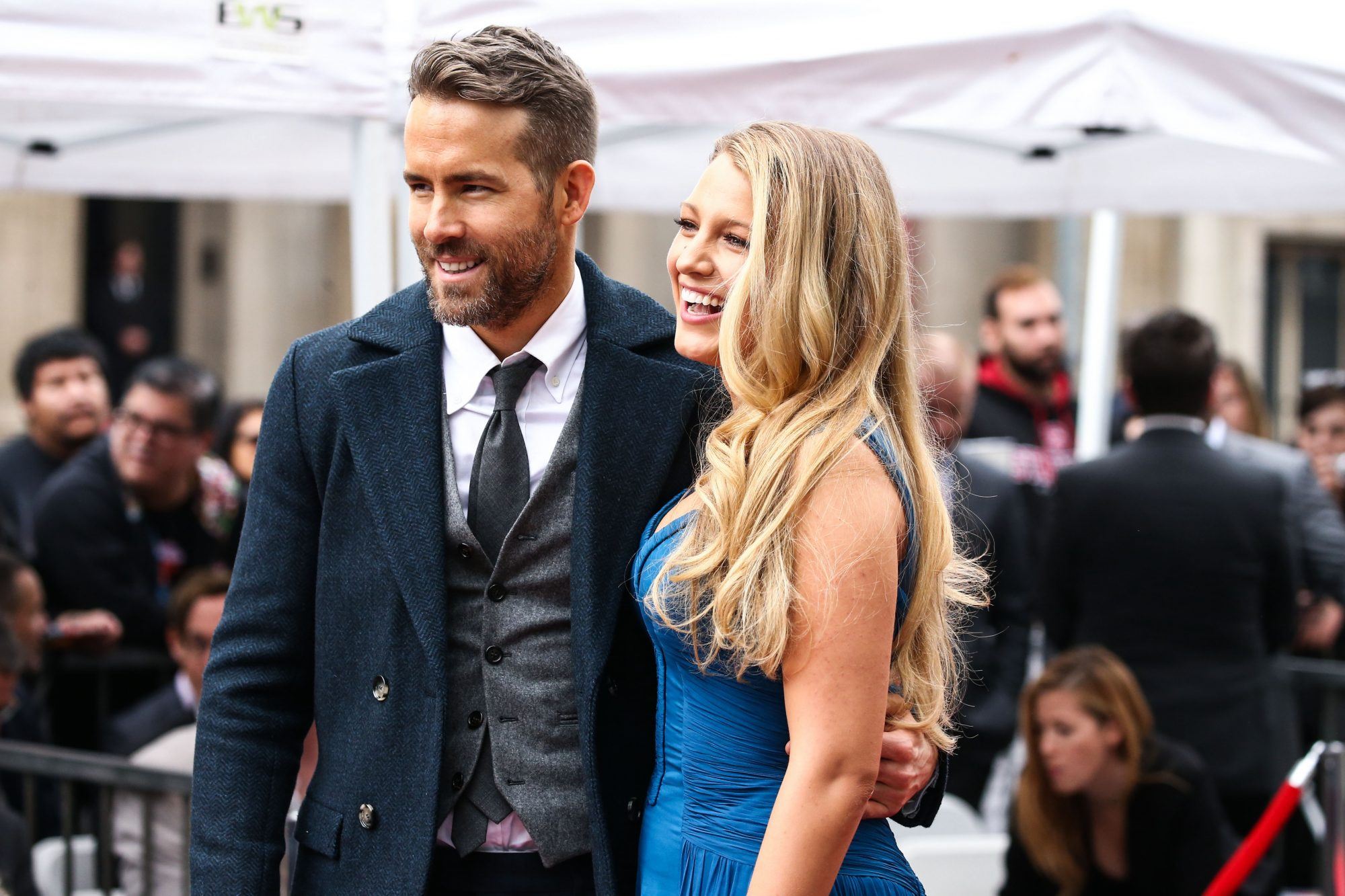 H Blake Lively μιλά ανοιχτά για την ανασφάλεια που ένιωθε με το σώμα της μετά τις εγκυμοσύνες