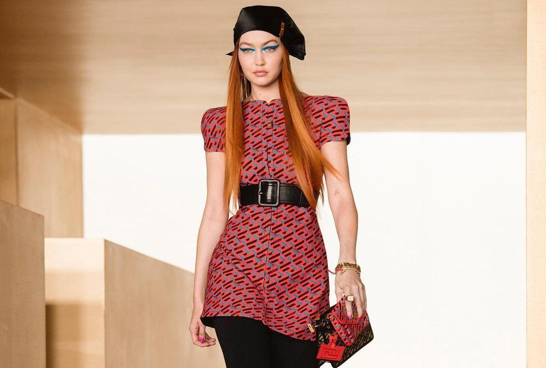 Gigi Ηadid: Επέστρεψε στο catwalk πιο ανανεωμένη από ποτέ