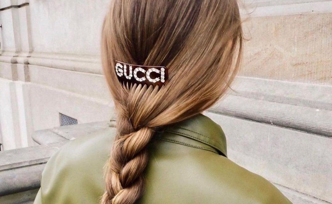 Hair clips: Η λεπτομέρεια που θα απογειώσει κάθε σου χτένισμα. Τέλος στις bad hair days