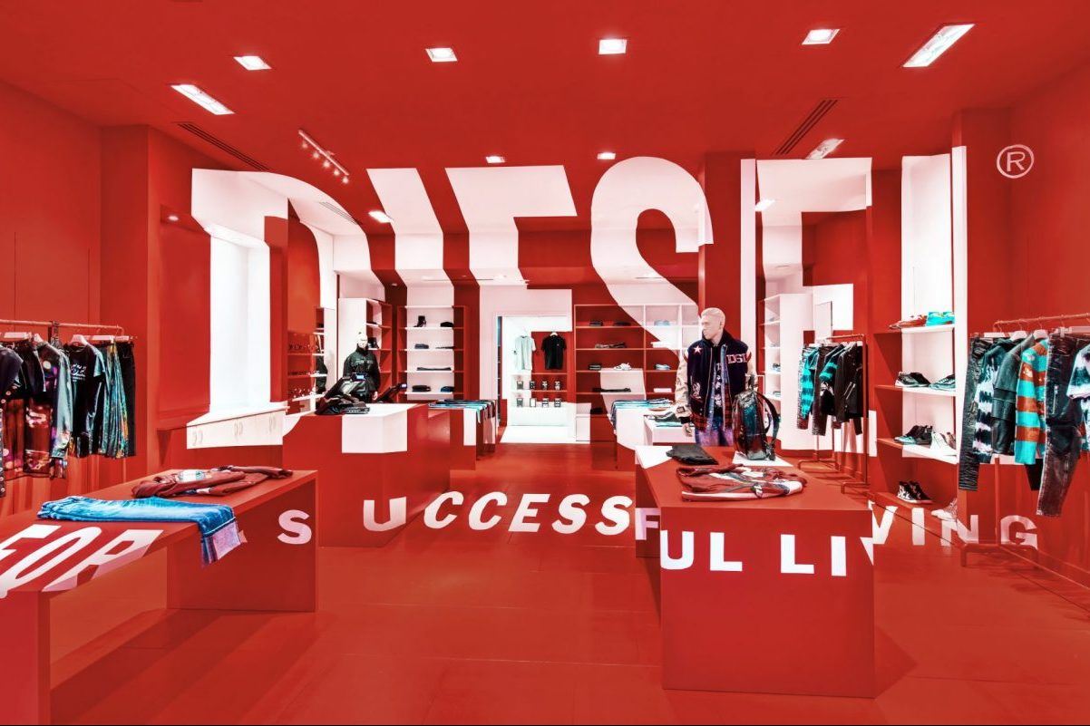 Η DIESEL αποκαλύπτει την τολμηρή νέα ιδέα του POP-UP STORE CONCEPT