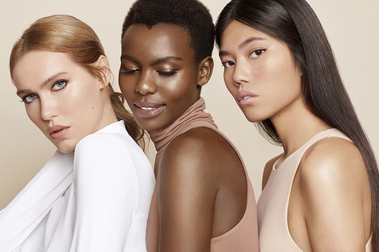 Primer: Αυτό είναι το μυστικό για τέλεια βάση πριν το μακιγιάζ