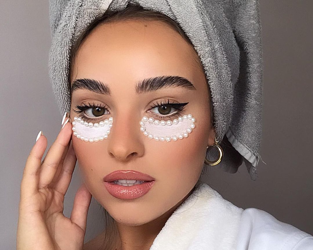 Βιταμίνη Κ: Αυτό είναι το «μαγικό» συστατικό που εξαφανίζει τους μαύρους κύκλους