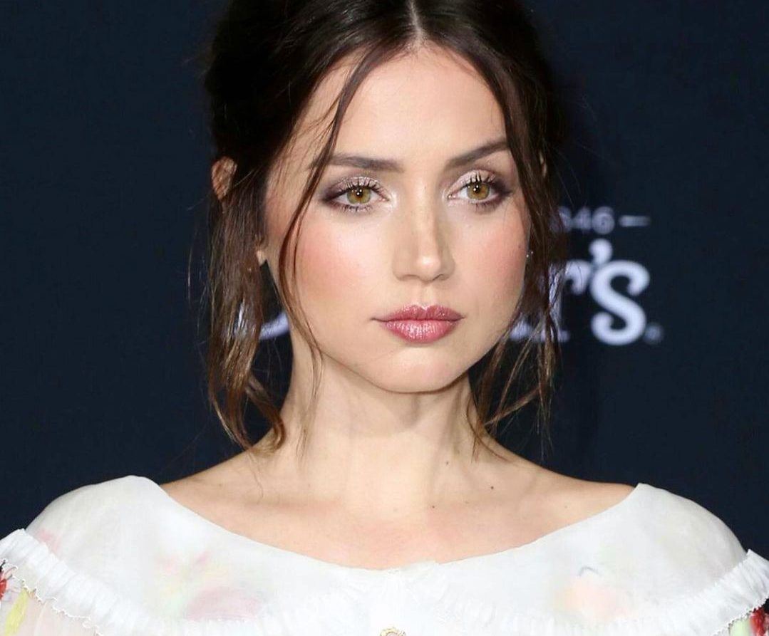 Ana de Armas: Η πρώην σύντροφος του Ben Affleck είναι και πάλι ερωτευμένη