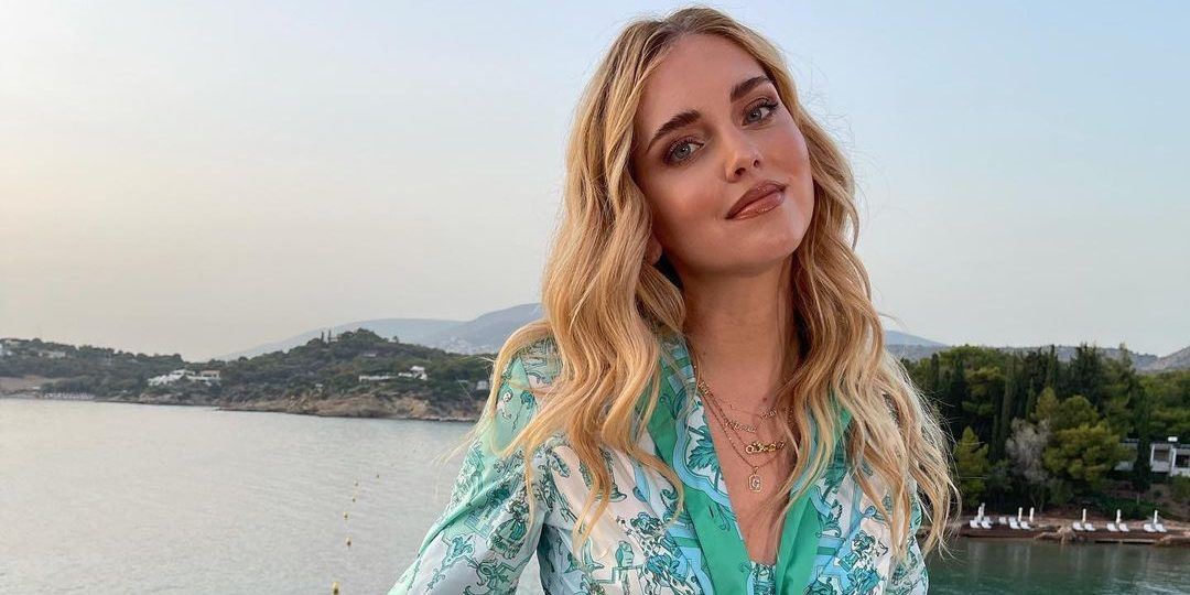 Η Chiara Ferragni είναι στην Ελλάδα και εμείς βάλαμε στο μικροσκόπιο τις stylish εμφανίσεις της