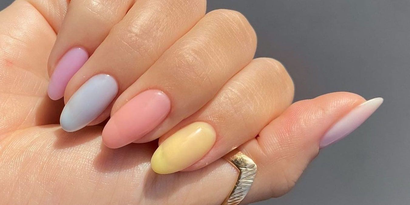 4 nail trends στα οποία δεν μπορούμε (και δεν πρέπει) να αντισταθούμε