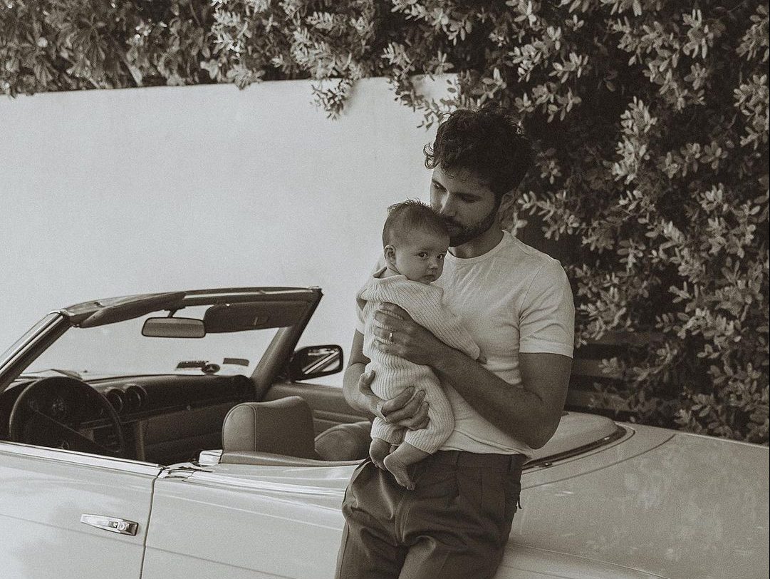 Father's Day: Γιορτάζουμε τους μπαμπάδες με 6+1 υπέροχες beauty αγορές που θα τους ενθουσιάσουν