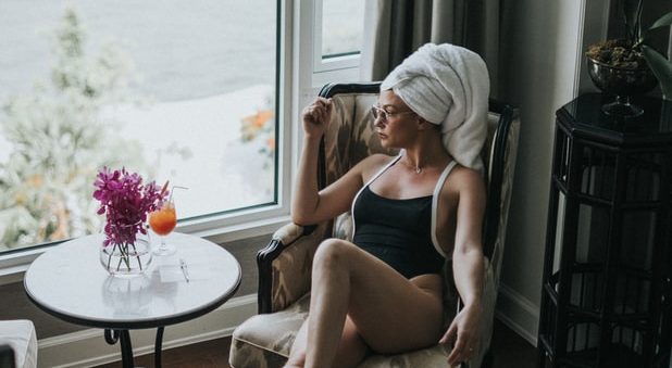 Αυτά τα ποτά μπορεί να περιέχουν αλκοόλ αλλά κάνουν το δέρμα μας να λάμπει