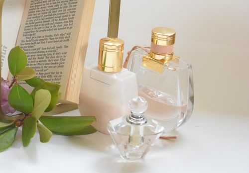 Τα μυστικά που χρειάζεται να ξέρεις πριν αγοράσεις το επόμενο άρωμά σου