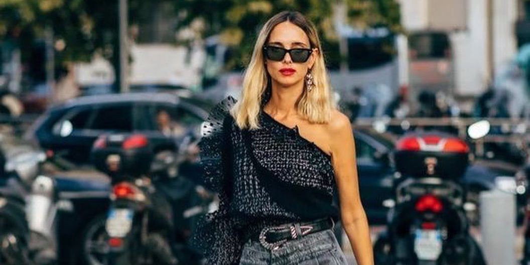 Γιατί όλες φορούν one shoulder top; 6 τρόποι να υιοθετήσεις την τάση