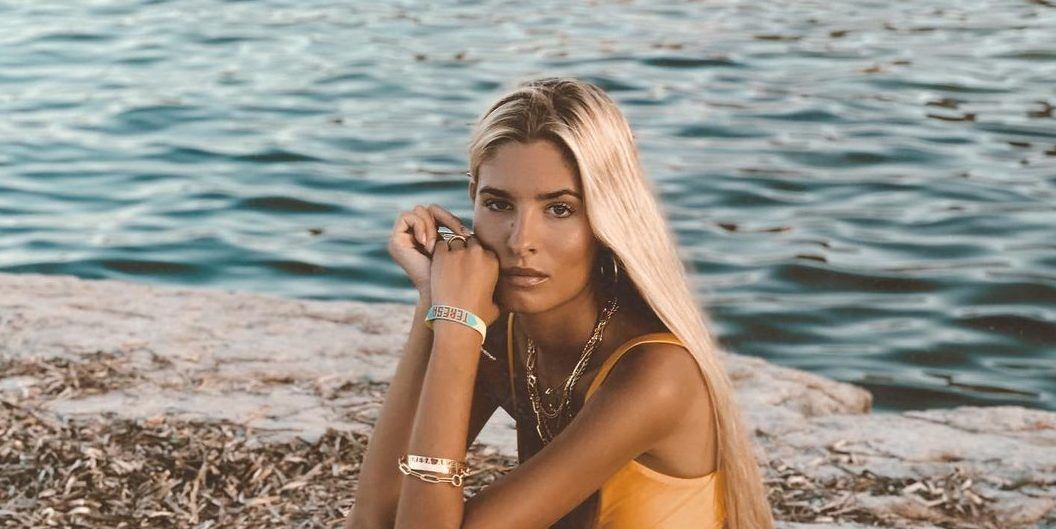 Το θαλασσινό νερό μπορεί να καταπολεμήσει την ακμή;