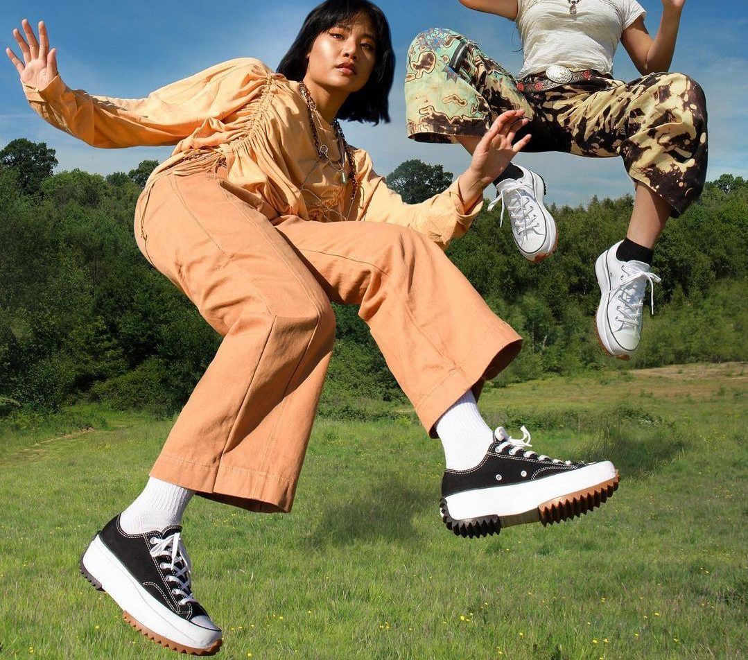 8 sneakers που σίγουρα θα χρειαστείς το φθινόπωρο