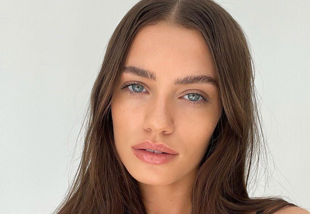 Αυτά είναι τα 10 beauty items που έχει το νεσεσέρ μας τώρα