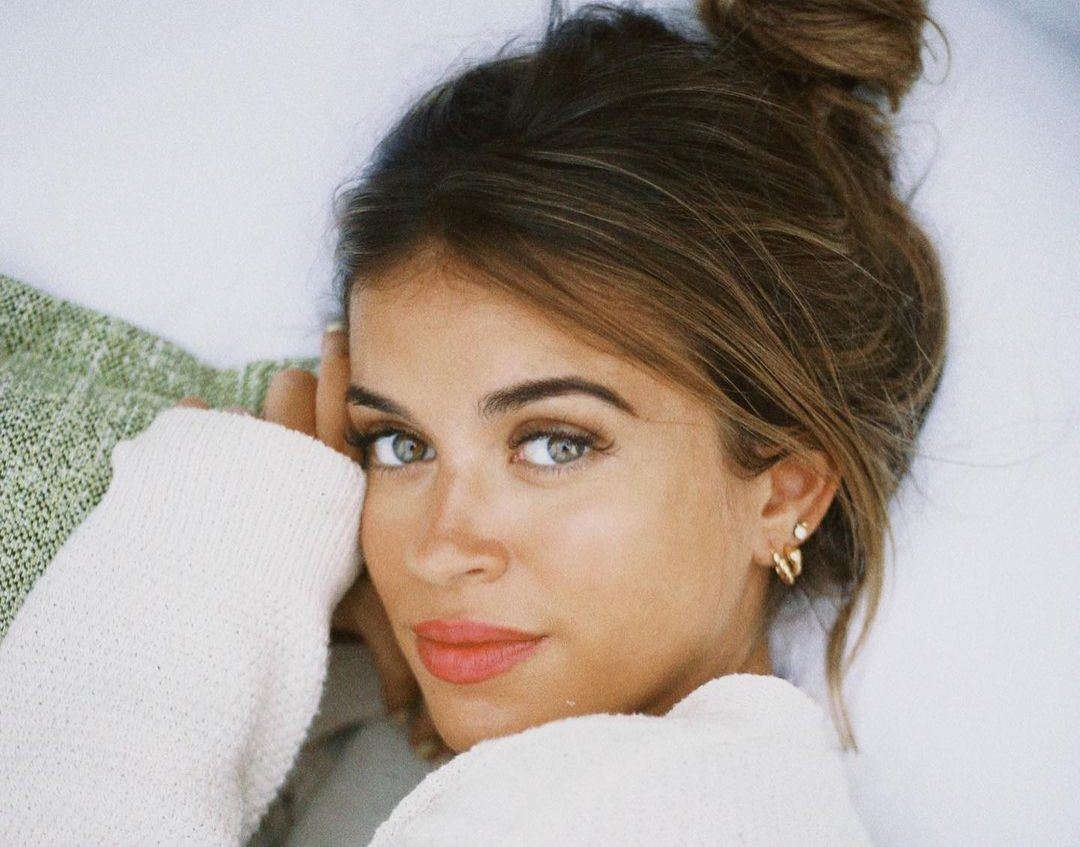 4+1 beauty tips για να είσαι λαμπερή και φρέσκια μετά από ένα ξενύχτι