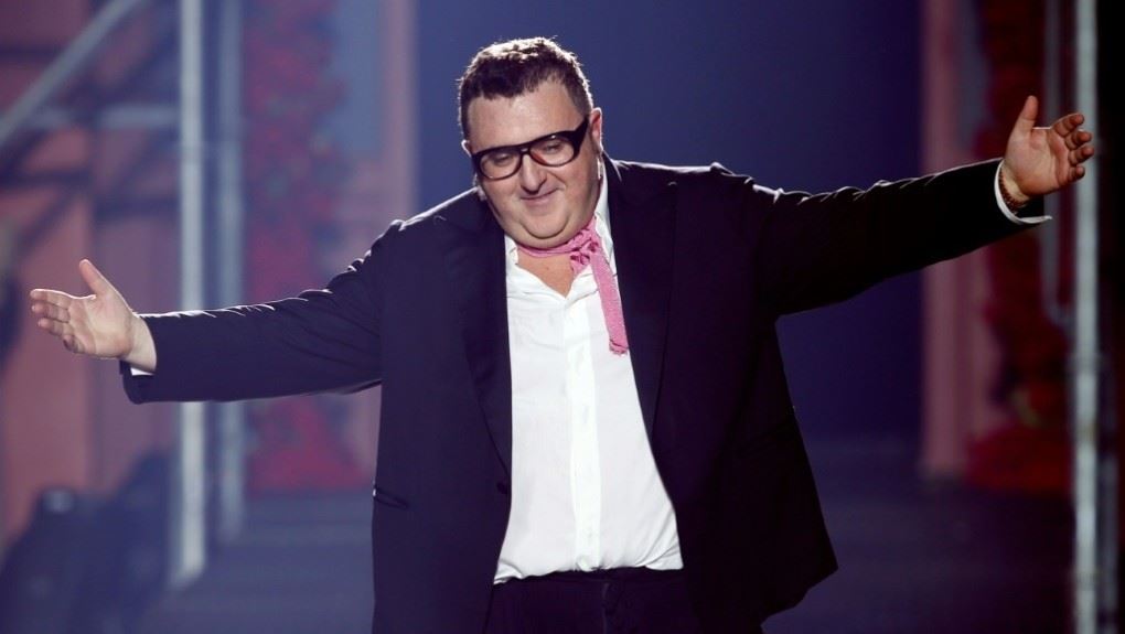 Love Brings Love: 40 designers αποτίουν φόρο τιμής στον Alber Elbaz σε ένα privé event που θα κλείσει την Εβδομάδα Μόδας του Παρισιού