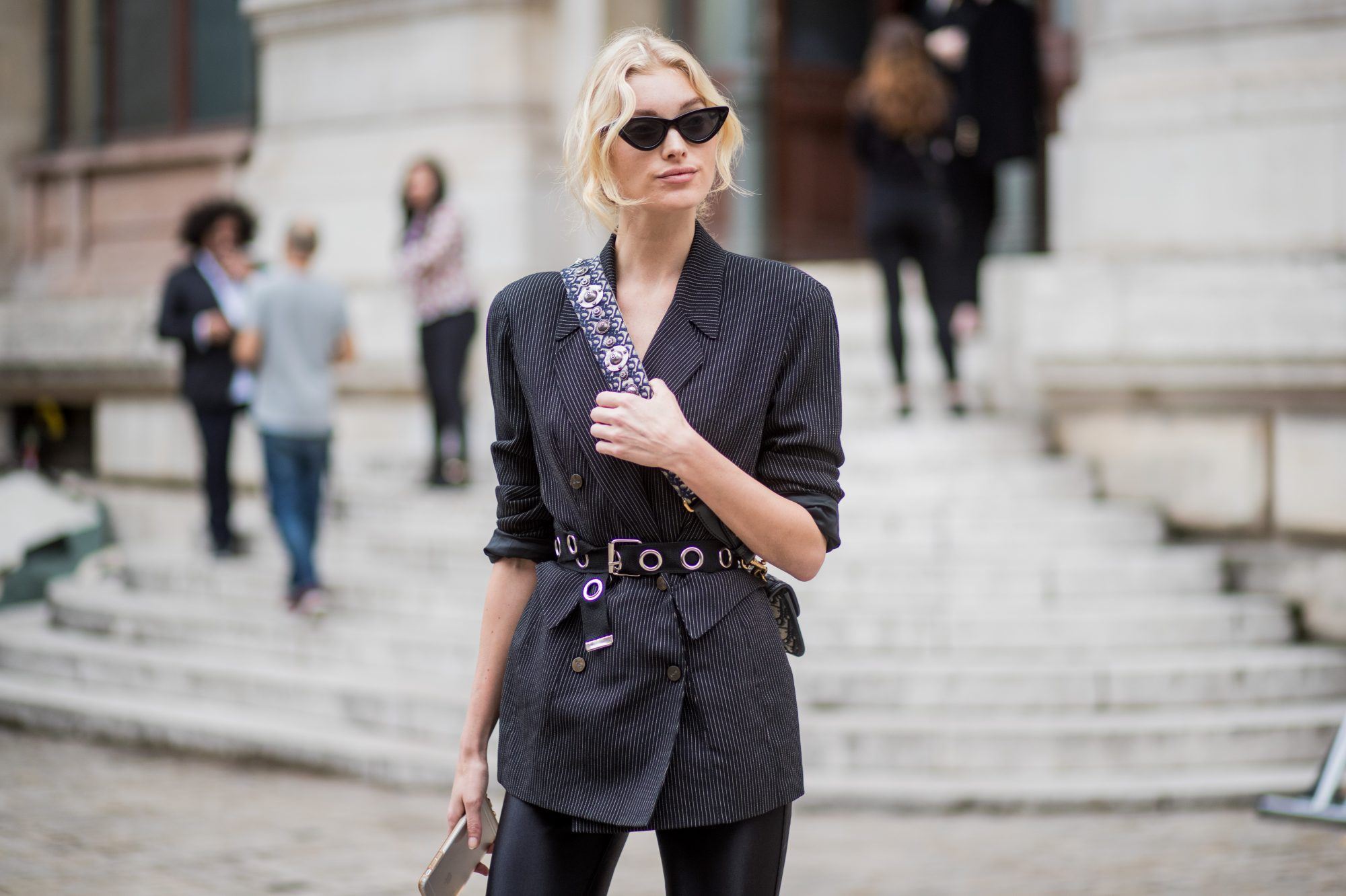 5 styling tips που μάθαμε από την Elsa Hosk (+20 εμφανίσεις για να την αντιγράψεις)