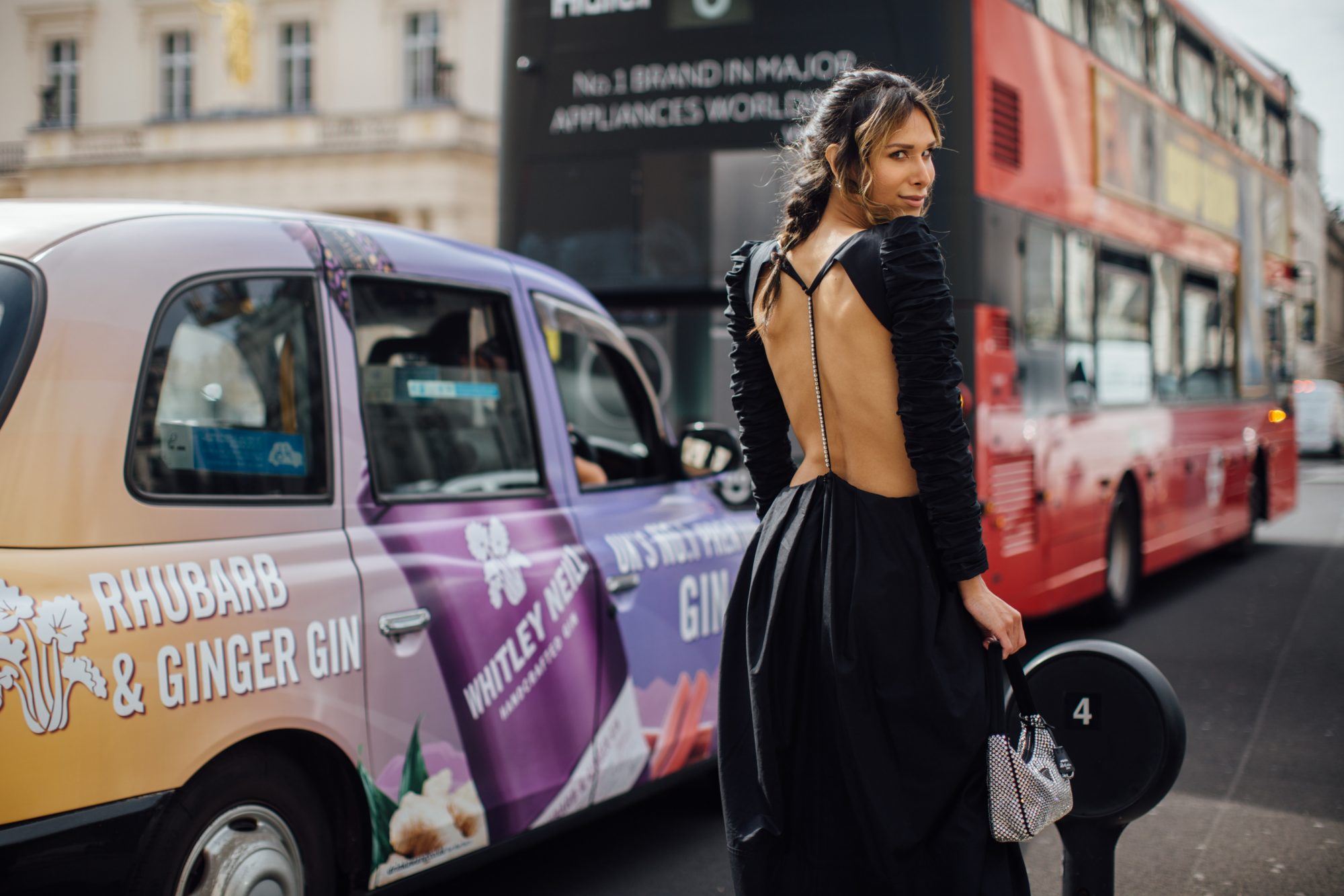 5 cool trends που εντοπίσαμε στο street style του LFW