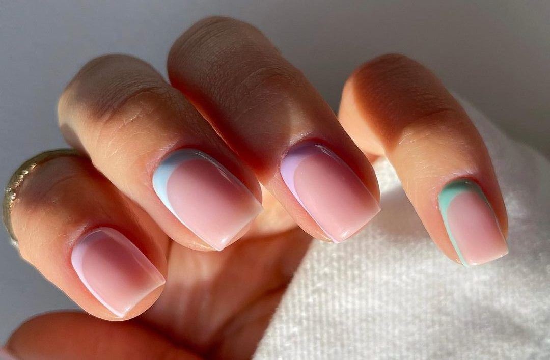 Το γαλλικό μανικιούρ αλλιώς: Το επόμενο nail trend που θα τολμήσουμε